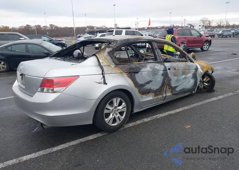 2009 Honda Accord 2.4 Lx-P z USA, uszkodzony, nr VIN 1HGCP26479A119705